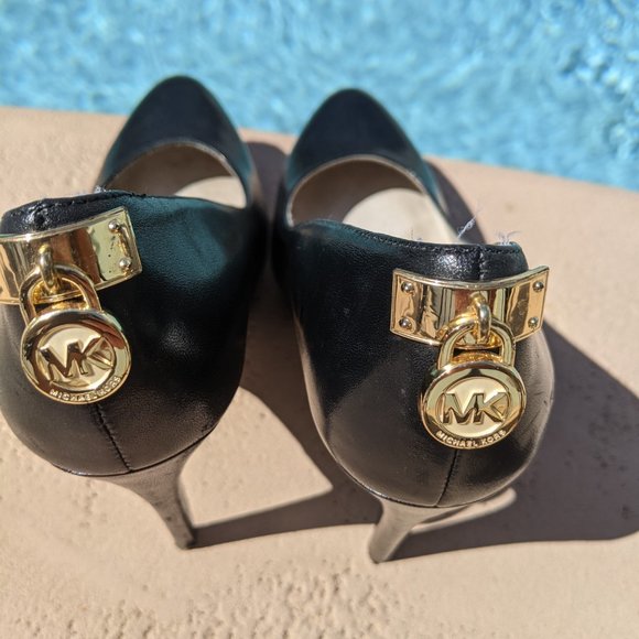 Michael Kors Black Platform Pump Heels - Picture 4 of 6